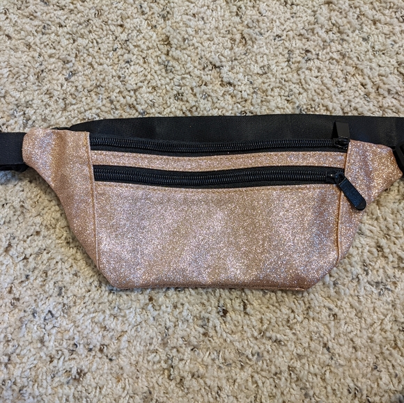 Pink glitter Fanny pack - Picture 3 of 3